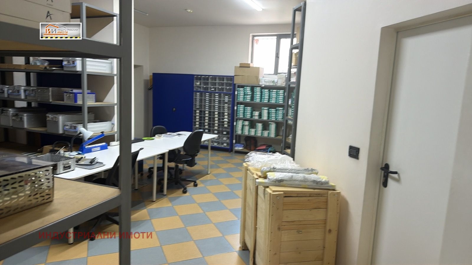 Дава под наем МАГАЗИН, гр. Пловдив, Център, снимка 8 - Магазини - 55300611