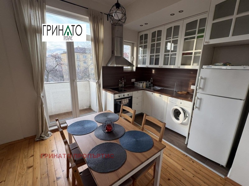 Дава под наем 2-СТАЕН, гр. София, Оборище