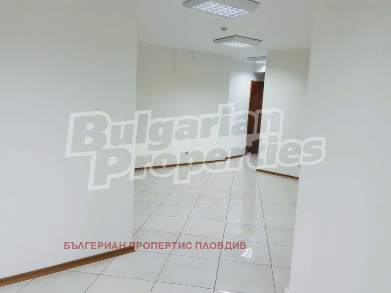 A louer  Bureau Plovdiv , Tsentar , 296 m² | 16322451 - image [3]