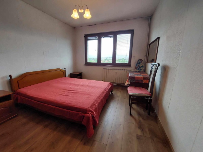Дава под Наем 3-СТАЕН в град София, Надежда 3 - 90 кв.м / 550 € » 1 075.71 лв., РЕВОЛЮШЪН ЕСТЕЙТ РЕНТ