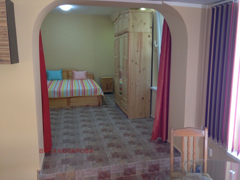 Дава под наем 2-СТАЕН, гр. Плевен, Широк център, снимка 2 - Апартаменти - 53119975