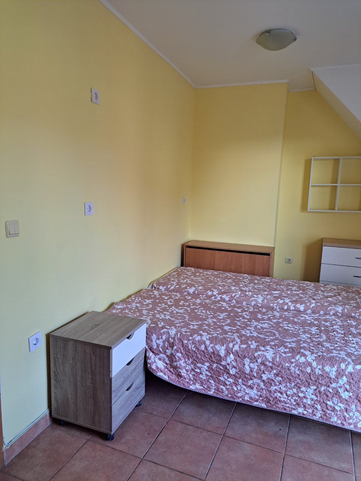 Дава под наем 2-СТАЕН, гр. Варна, Зимно кино Тракия, снимка 4 - Апартаменти - 54201116