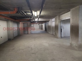 ГАРАЖ, ПАРКОМЯСТО, 23 m2