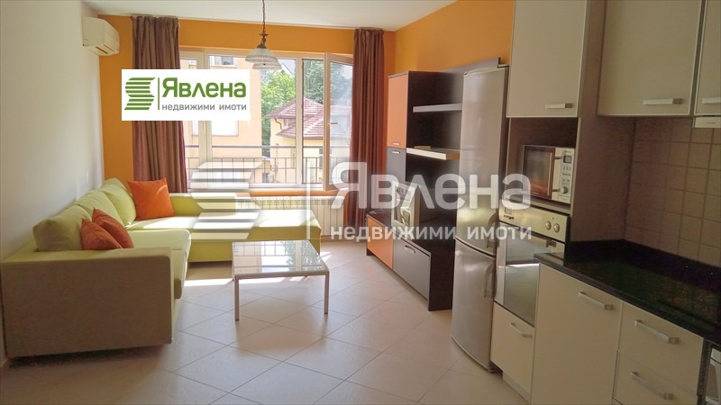 A louer  2 chambres Sofia , Strelbichte , 90 m² | 61111103