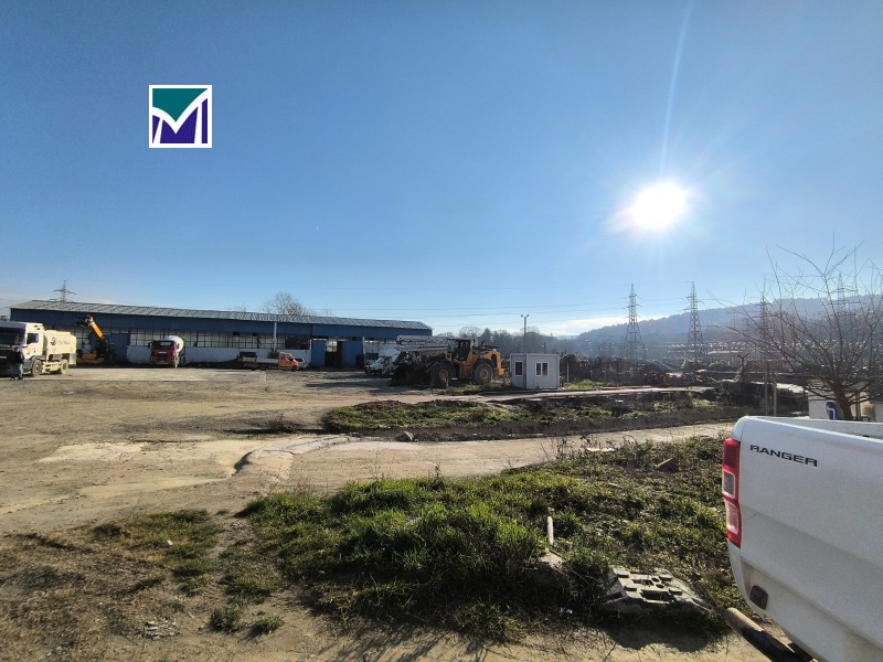 Дава под наем ПРОМ. ПОМЕЩЕНИЕ, гр. Мездра, област Враца, снимка 9 - Производствени сгради - 52751465