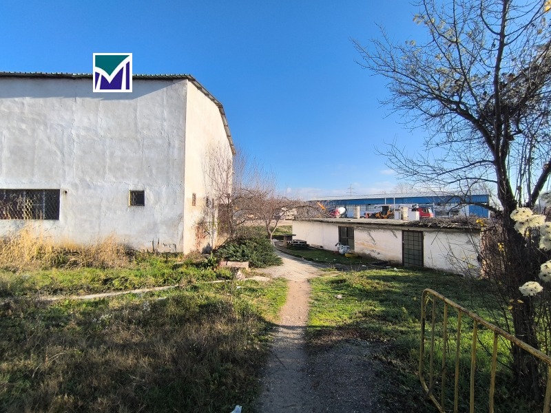 Дава под наем ПРОМ. ПОМЕЩЕНИЕ, гр. Мездра, област Враца, снимка 12 - Производствени сгради - 52751465