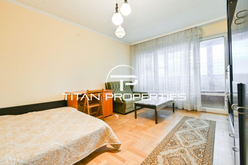 Kiadó  Stúdió Sofia , Mladost 1A , 45 négyzetméter | 24755358 - kép [2]