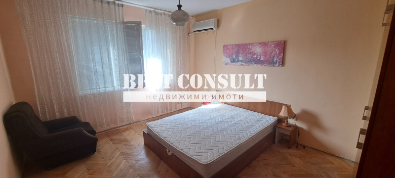 De inchiriat  2 dormitoare Ruse , Țentralen iujen raion , 80 mp | 59211889 - imagine [6]