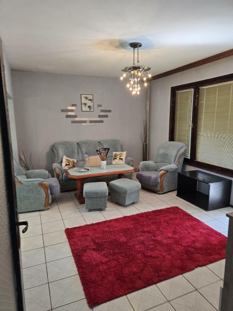 De inchiriat  2 dormitoare Plovdiv , Ciuciuc Parij , 96 mp | 49187653 - imagine [5]