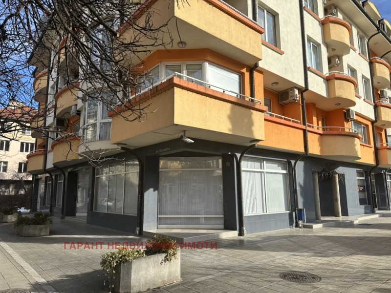 Дава под Наем МАГАЗИН в град Габрово, Център - 149 кв.м / 690 € » 1 349.52 лв., ГАРАНТ НЕДВИЖИМИ ИМОТИ