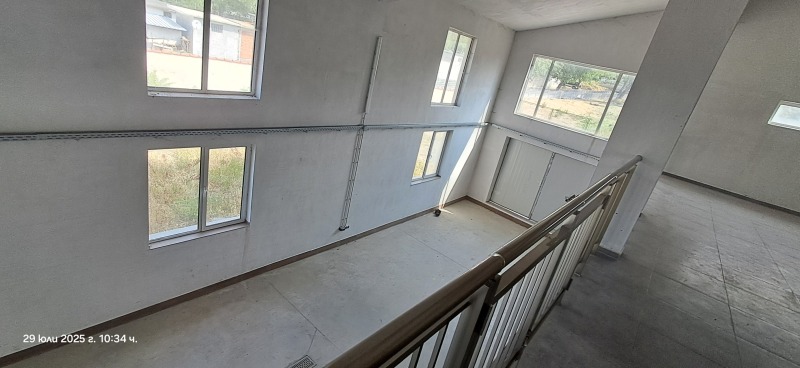 Издаје се  Индустријска зграда регион Пловдив , Карлово , 288 м2 | 41209517 - слика [9]