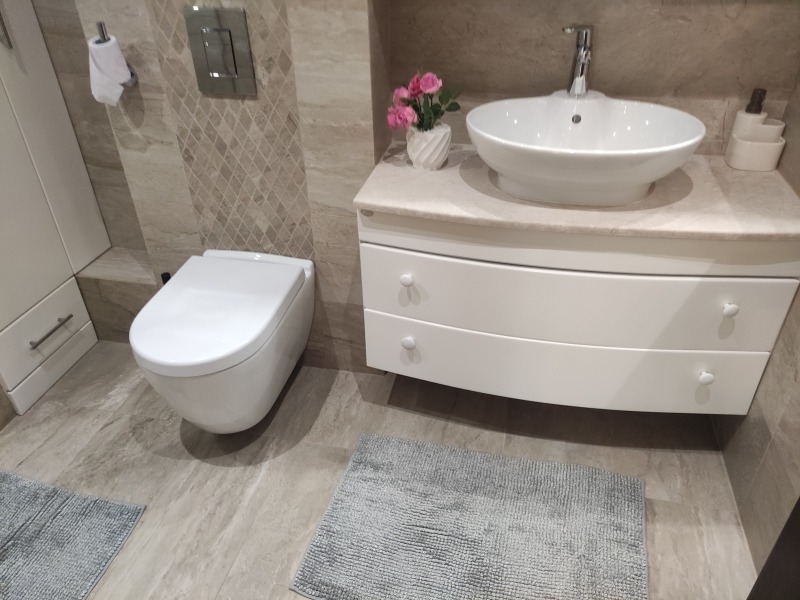 Дава под наем  4-стаен град София , Изток , 180 кв.м | 70034474 - изображение [8]