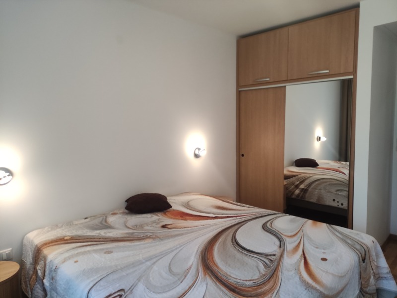 Дава под наем  4-стаен град София , Изток , 180 кв.м | 70034474 - изображение [14]