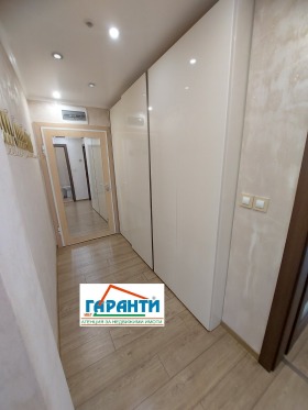 ���� ��� ���� 3-����� | Imot.bg � ����� ������ 8