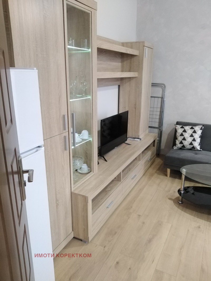 For Rent  1 bedroom Sofia , Studentski grad , 70 sq.m | 25904983 - image [4]