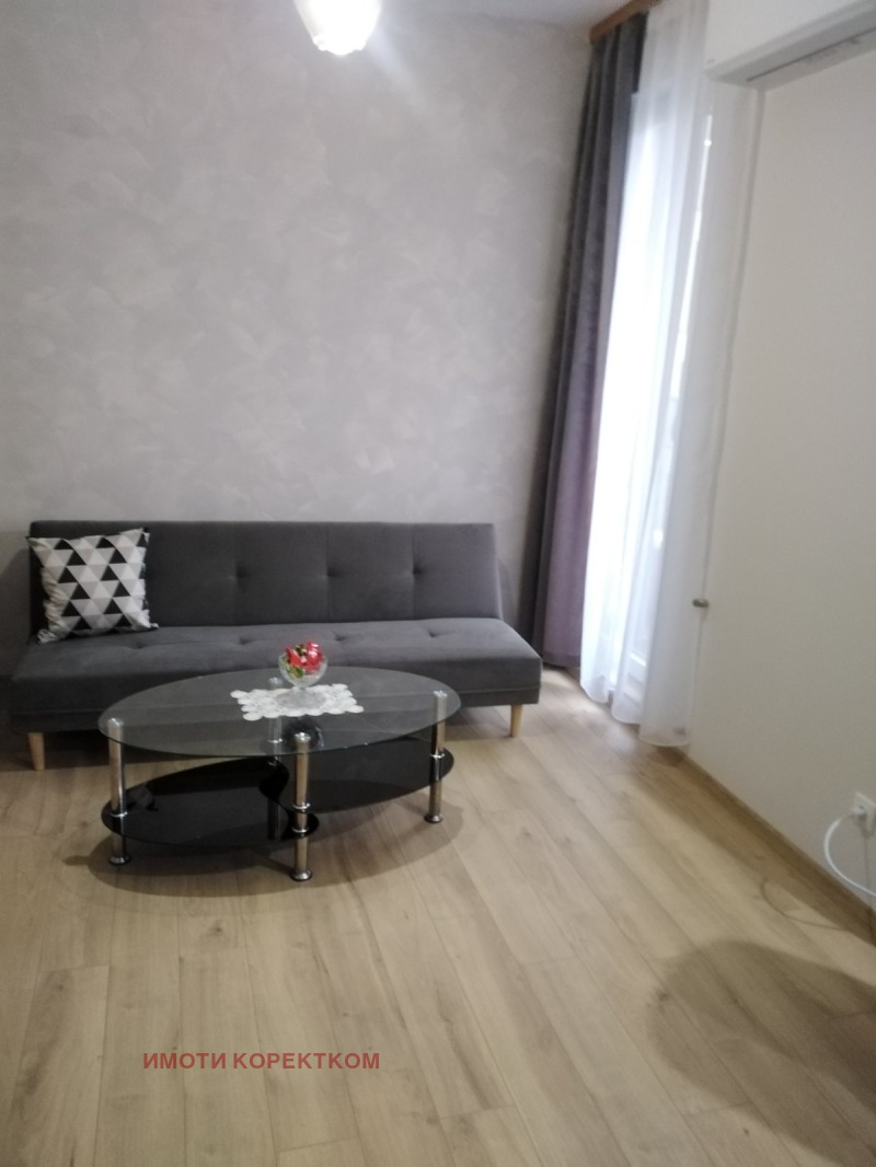 For Rent  1 bedroom Sofia , Studentski grad , 70 sq.m | 25904983