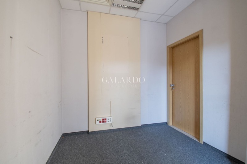 Zu vermieten  Büro Sofia , Darweniza , 165 qm | 69074029 - Bild [8]