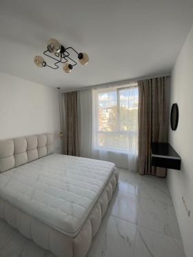 1 quarto Kolhozen pazar, Varna 11