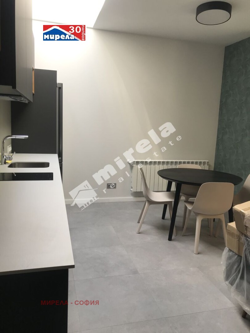 Дава под наем 2-СТАЕН, гр. София, Център, снимка 4 - Апартаменти - 53324061
