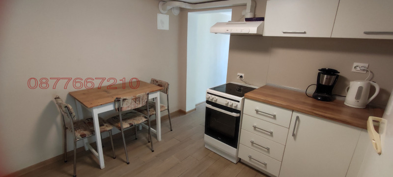 Дава под наем ЕТАЖ ОТ КЪЩА, гр. Варна, Колхозен пазар, снимка 4 - Етаж от къща - 52784806