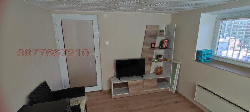 Дава под наем ЕТАЖ ОТ КЪЩА, гр. Варна, Колхозен пазар, снимка 6 - Етаж от къща - 52784806