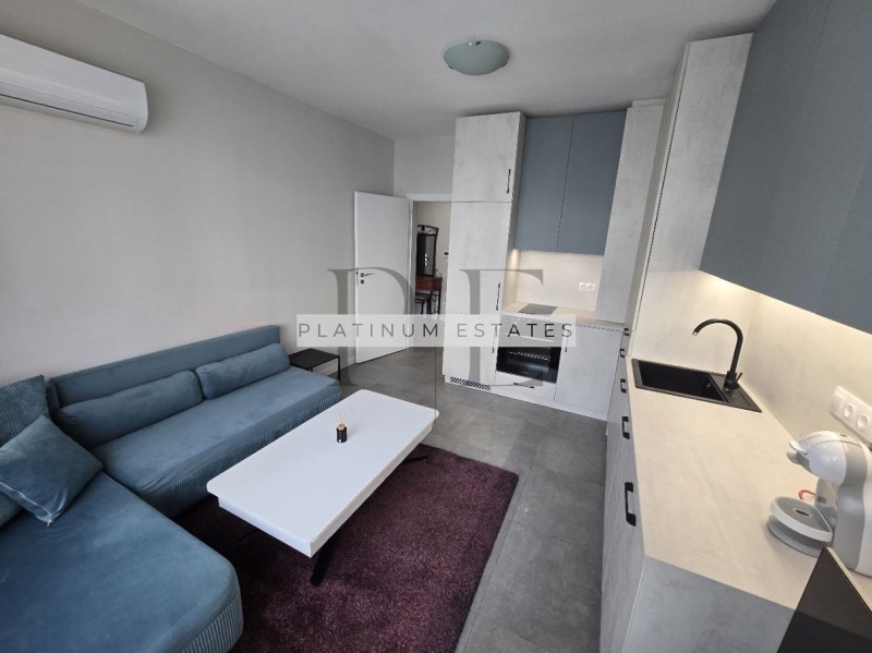 Дава под наем 2-СТАЕН, гр. София, Хладилника