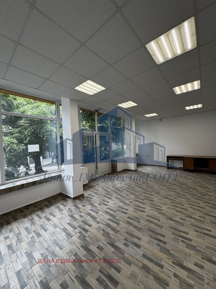 A louer  Bureau Choumen , Tsentar , 65 m² | 10174341 - image [4]
