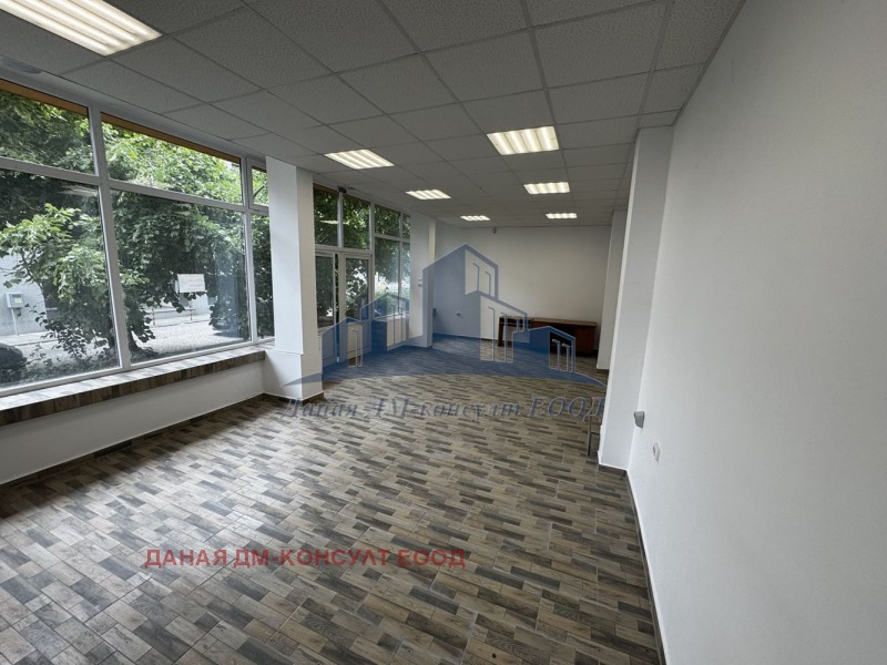 A louer  Bureau Choumen , Tsentar , 65 m² | 10174341