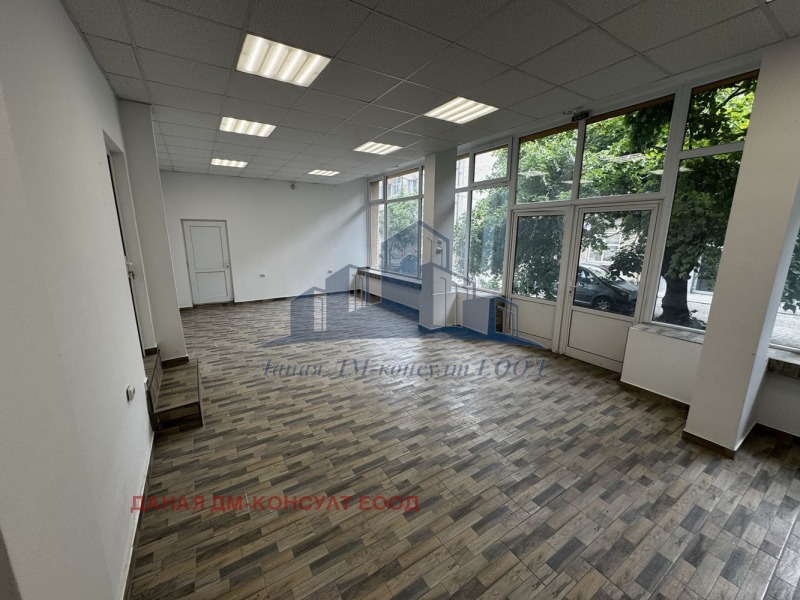 A louer  Bureau Choumen , Tsentar , 65 m² | 10174341 - image [11]