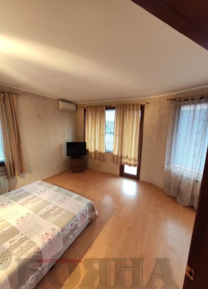 Дава под наем  Къща град Русе , Хъшове , 200 кв.м | 37434206 - изображение [8]