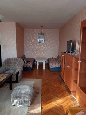 3+ camere da letto Strelbishte, Sofia 3