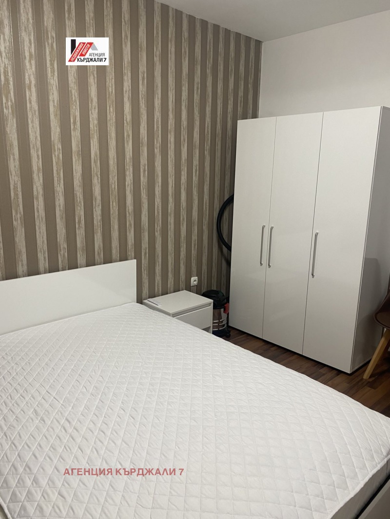 Дава под наем 2-СТАЕН, гр. Кърджали, Възрожденци, снимка 9 - Апартаменти - 53241399