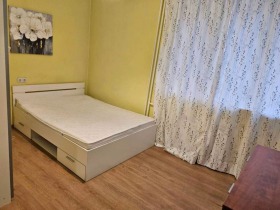 1 Schlafzimmer Jaworow, Sofia 4