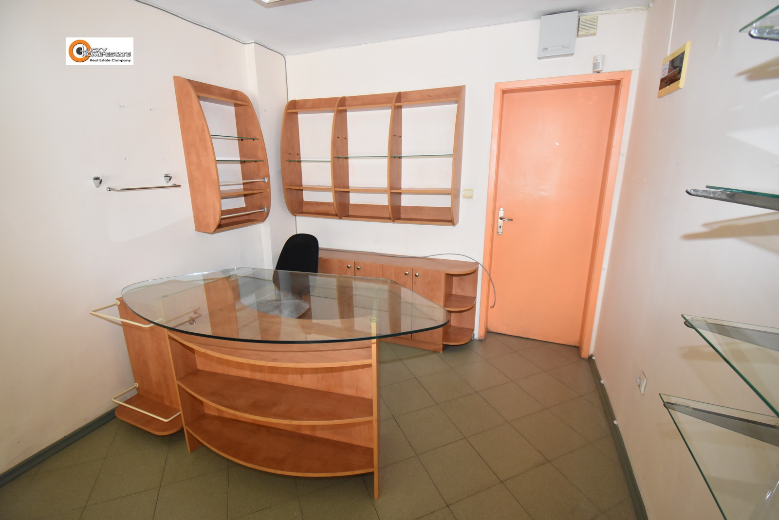 Дава под наем МАГАЗИН, гр. София, Борово, снимка 5 - Магазини - 54644606