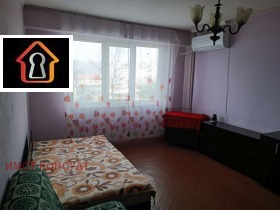 Studio Mladost, Vrața