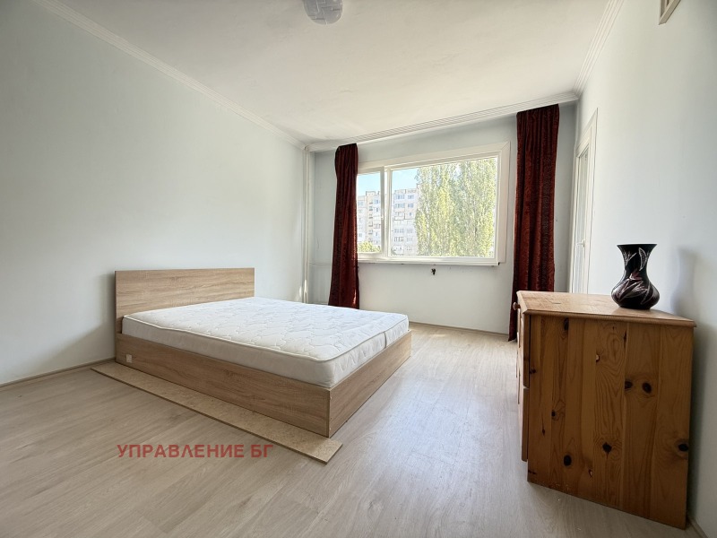 Vuokrattavana  3 makuuhuonetta Sofia , Ovtša kupel , 100 neliömetriä | 27645586