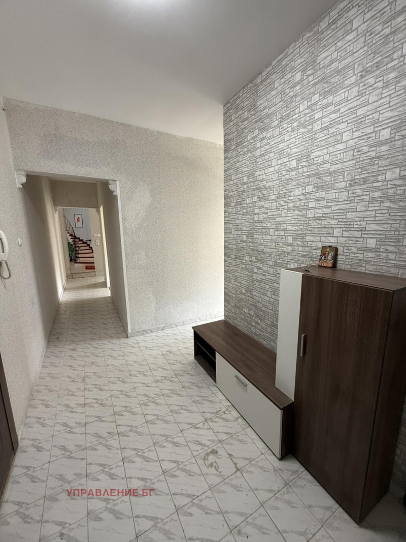 Vuokrattavana  3 makuuhuonetta Sofia , Ovtša kupel , 100 neliömetriä | 27645586 - kuva [8]