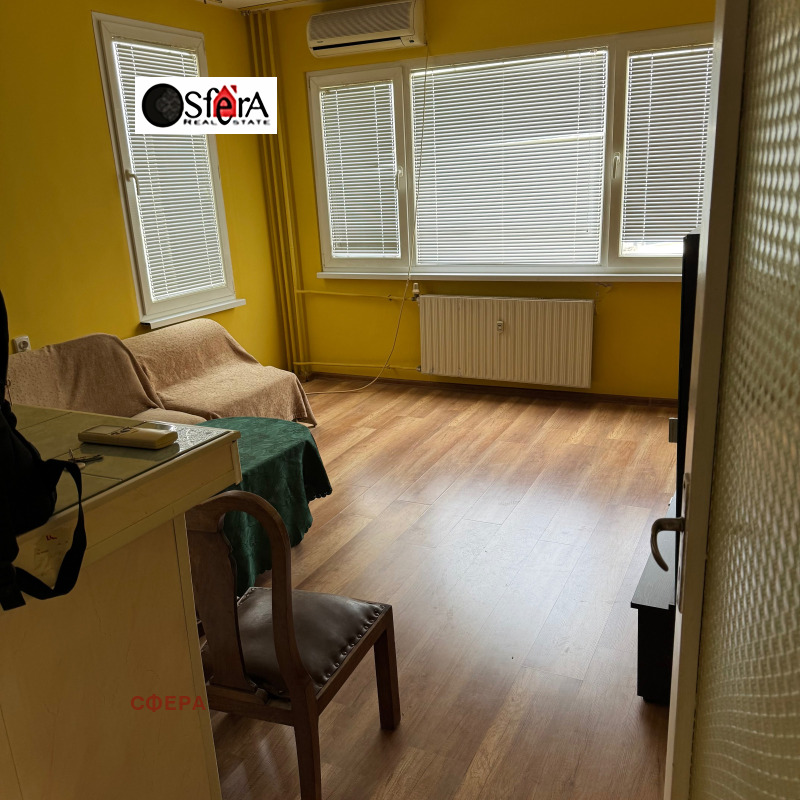 Zu vermieten  1 Schlafzimmer Sofia , Mladost 3 , 65 qm | 26240436