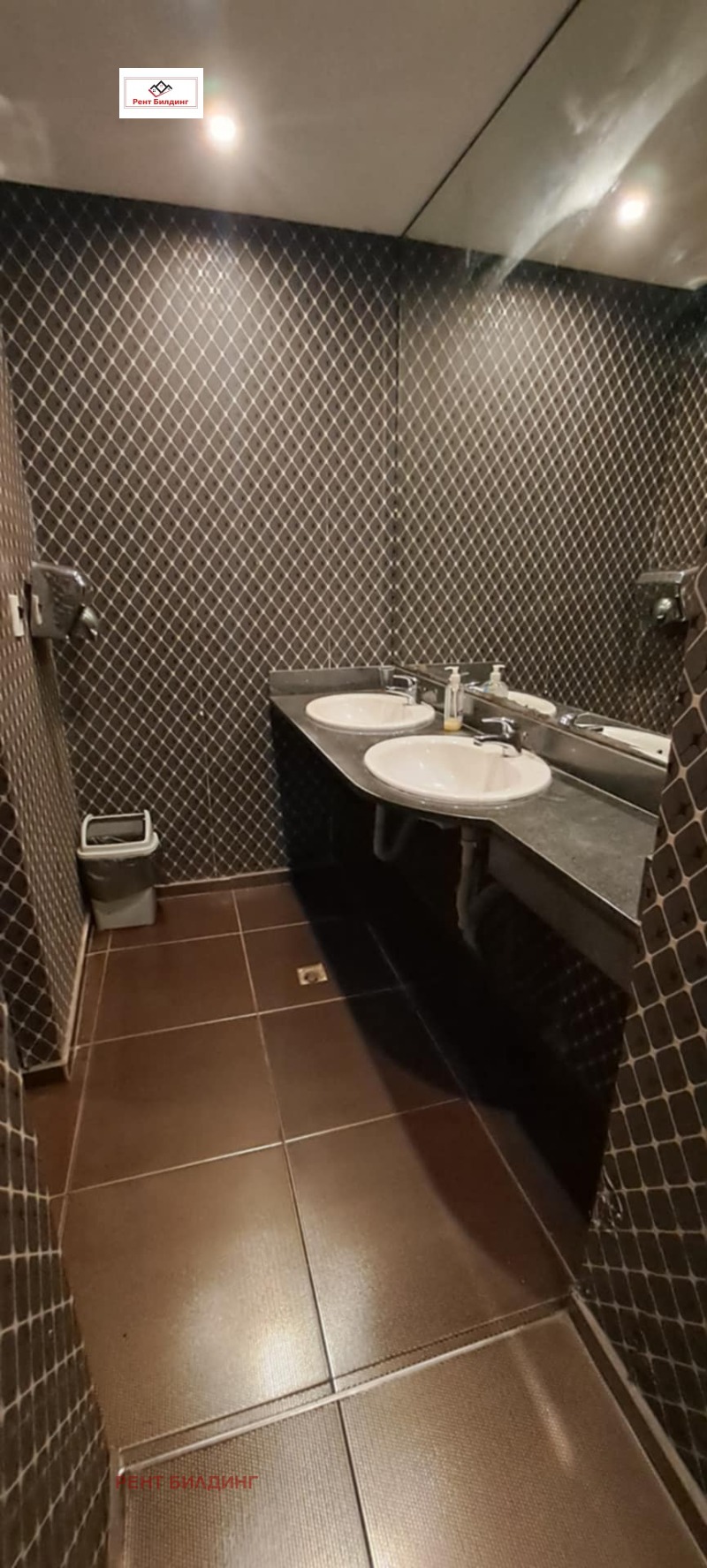 Дава под наем МАГАЗИН, гр. Бургас, Център, снимка 7 - Магазини - 52988268