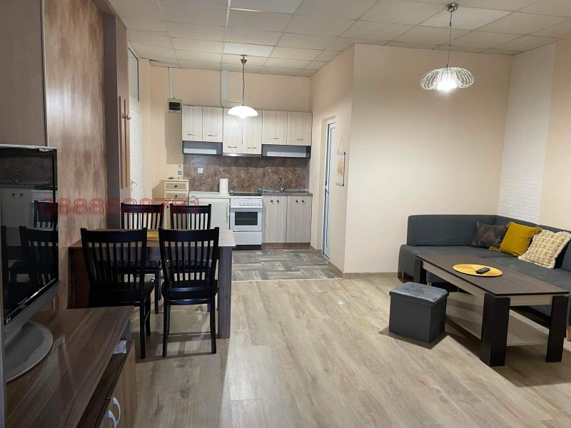 Дава под Наем 2-СТАЕН в град Кърджали, Възрожденци - 42 кв.м / 220 € » 430.28 лв.