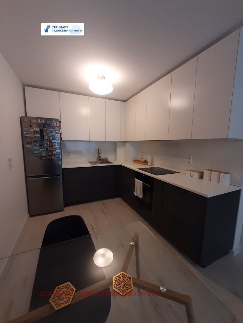 Дава под Наем 2-СТАЕН в град Пловдив, Център - 70 кв.м / 460 € » 899.68 лв., СТАНДАРТ НЕДВИЖИМИ ИМОТИ ООД