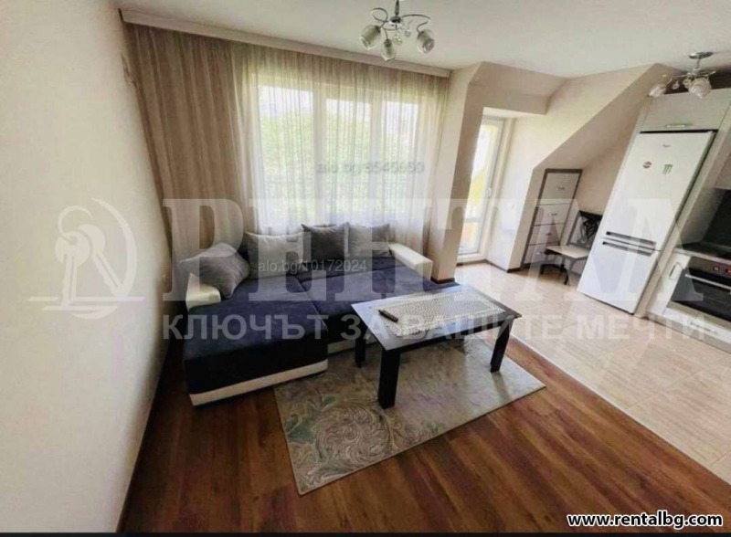 Издаје се  2 спаваће собе Пловдив , Центар , 102 м2 | 95990472