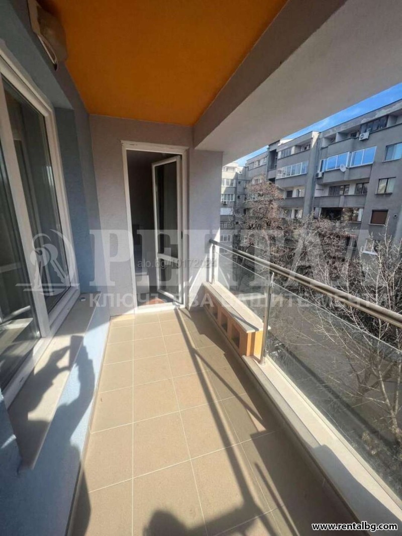 Издаје се  2 спаваће собе Пловдив , Центар , 102 м2 | 95990472 - слика [10]