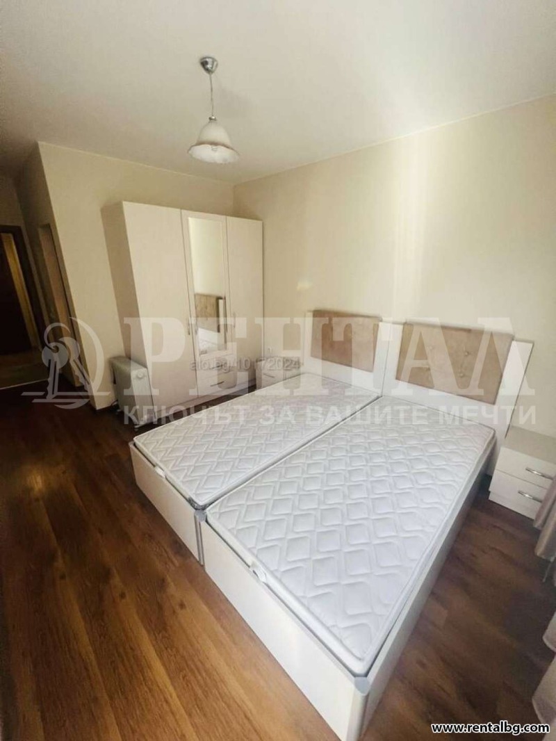 Издаје се  2 спаваће собе Пловдив , Центар , 102 м2 | 95990472 - слика [5]