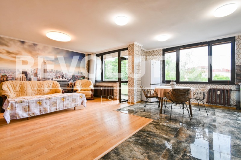 Дава под наем 3-СТАЕН, гр. София, Център