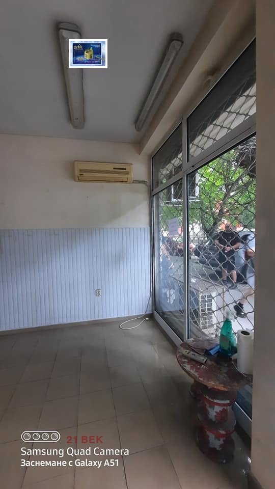 Дава под наем МАГАЗИН, гр. Пловдив, Каменица 1, снимка 1 - Магазини - 54602996