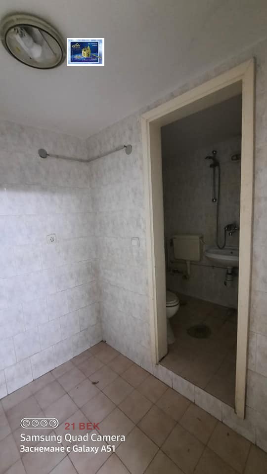 Дава под наем МАГАЗИН, гр. Пловдив, Каменица 1, снимка 9 - Магазини - 54602996