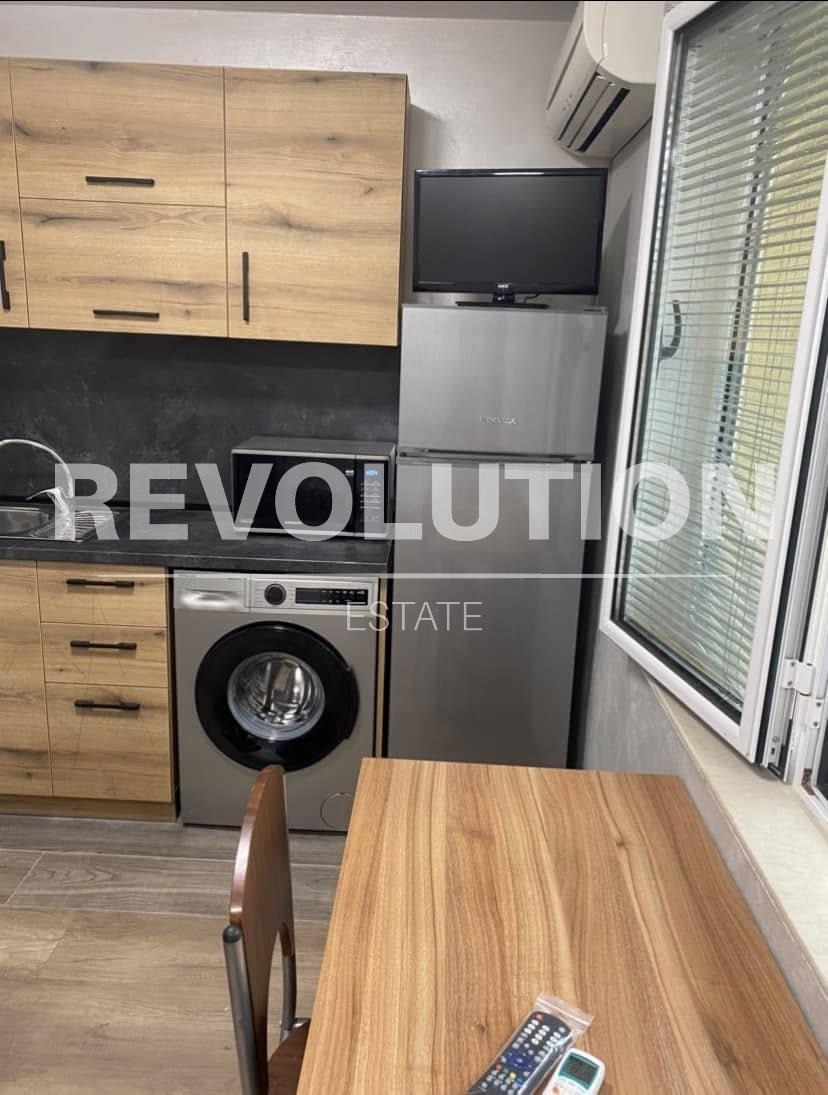 Дава под наем 1-СТАЕН, гр. Варна, ВИНС-Червен площад