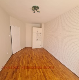 ���� ��� ���� 3-����� | Imot.bg � ����� ������ 8