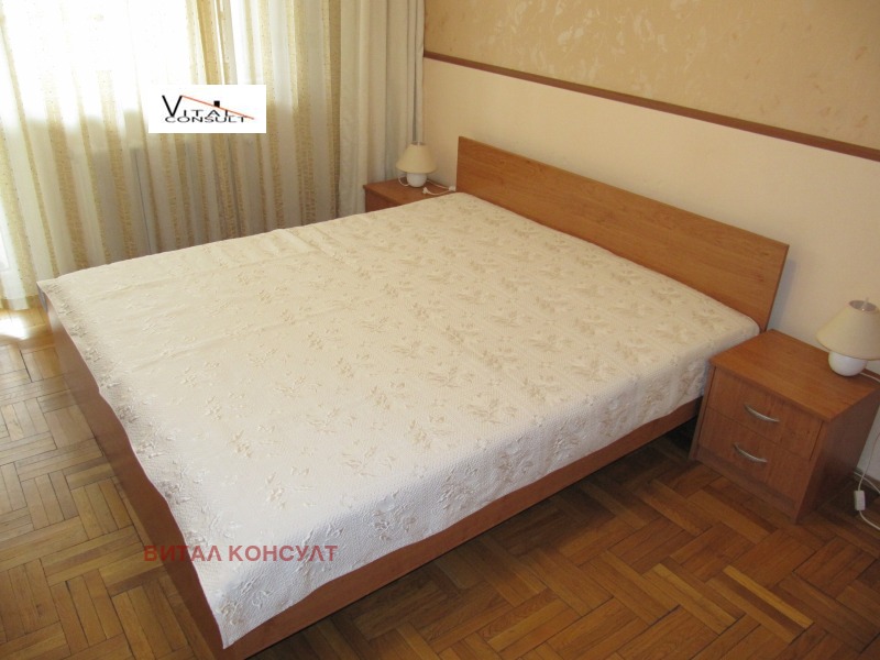 Дава под наем 2-СТАЕН, гр. София, Лагера, снимка 12 - Апартаменти - 53568021